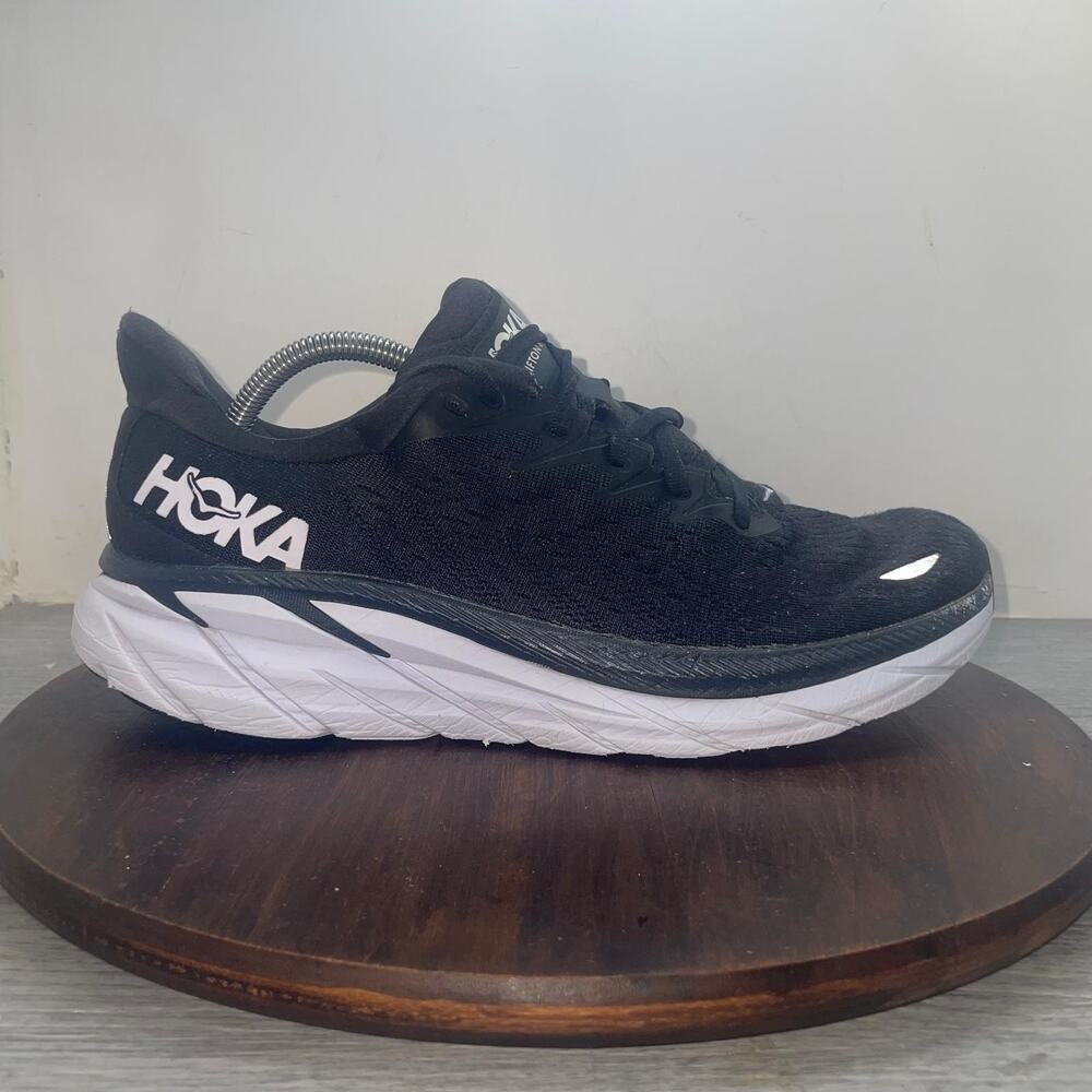 Hoka One One Clifton 8 Mens Size 10D Black White Athletic Running Shoes Sneakers